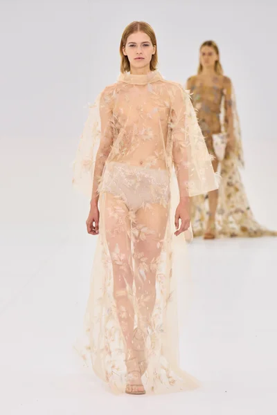 Look 36